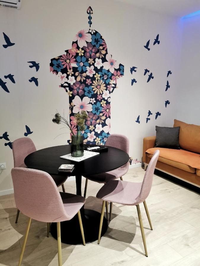Blue And Rose Cozy - Quiet In The Best Location - Self Check-In - 5Th Floor With Elevator Saraievo Exterior foto